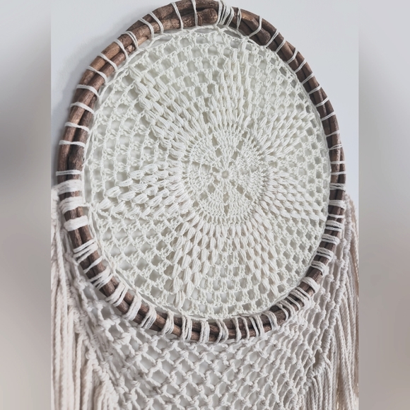 Mandala Crochet Decoration - Picture 5 of 7